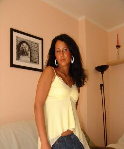 <p class='ppt-number'>09005 66 55 50 18</p><p class='ppt-pricing-de'>1,99 Euro/Min. im dt. Festnetz - Mobilnetz ggf. abweichend</p>