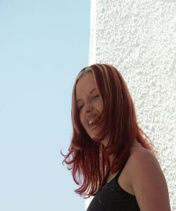 <p class='ppt-number'> 09005 66 55 50 18</p><p class='ppt-pricing-de'>1,99 Euro/Min. im dt. Festnetz - Mobilnetz ggf. abweichend</p>